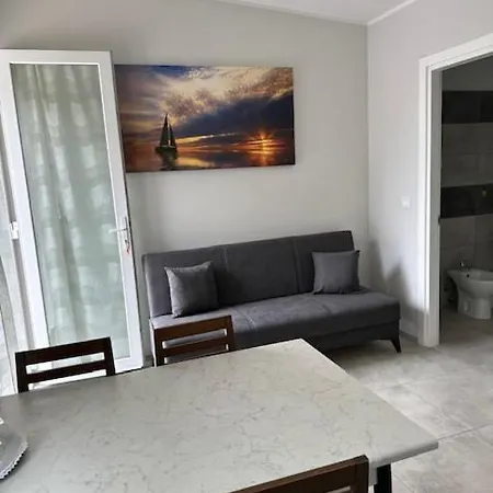 Frontemare 포르토 가리발디