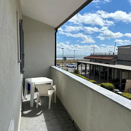 Apartment Frontemare *